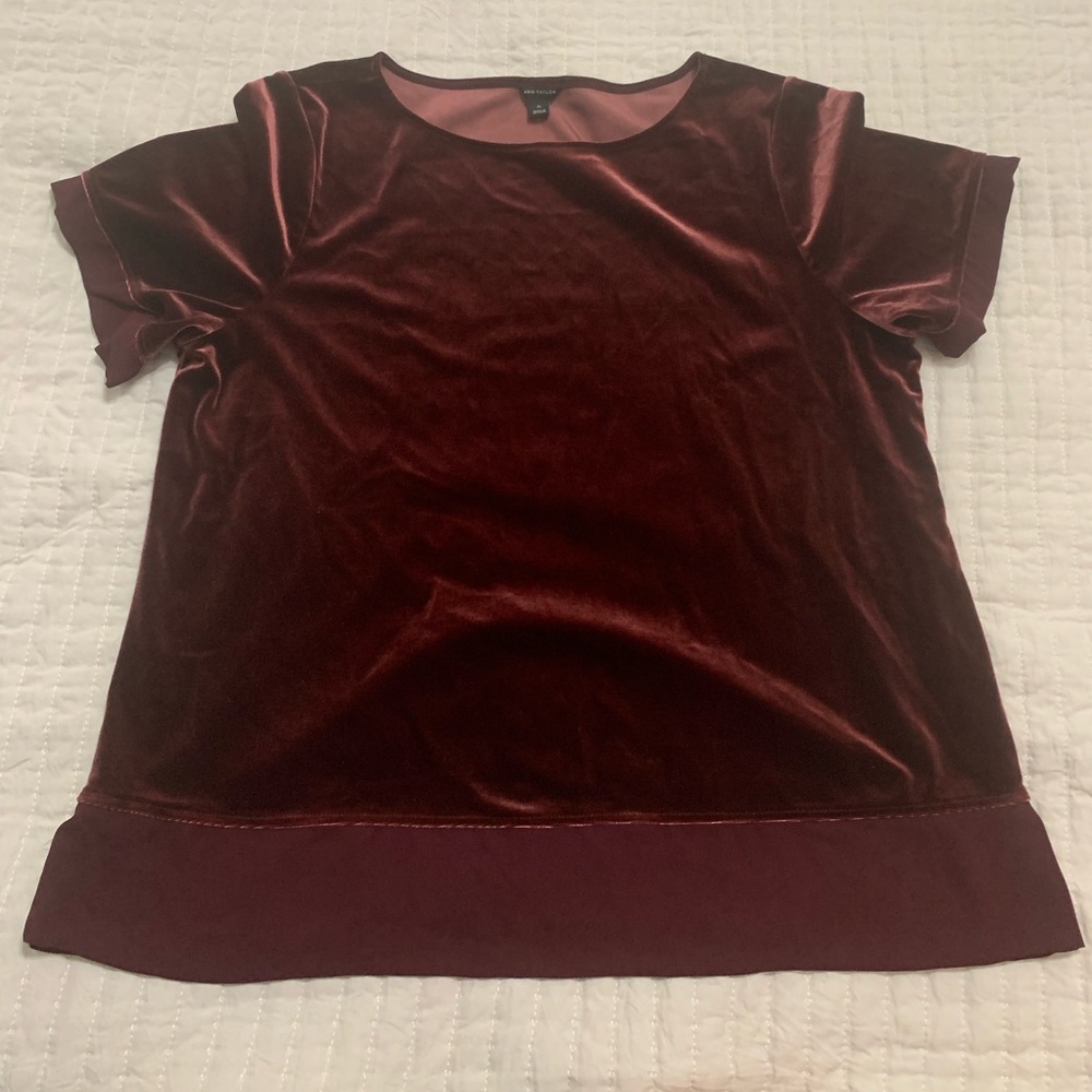 Ann Taylor top not worn but washed.